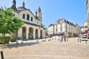la voliere de la Cathedrale