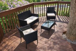 Smoky Mountain Retreat with Game Room Firepit