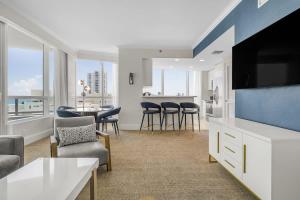 FontaineBleau Suite Ocean View