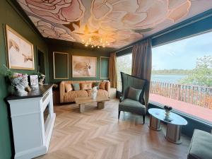 The Florentine Waterfront Hotel