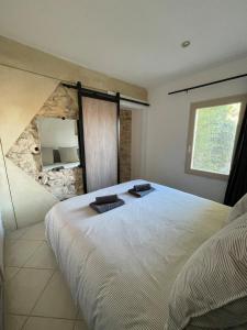 Apartment in LIsle-sur-la-Sorgue with parking