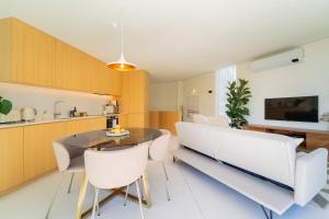 The Luminous by Lovely Memories - Pool Access