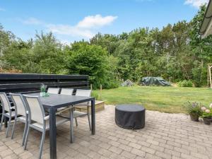 Holiday Home Varpu - 1-5km from the sea by Interhome