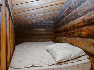 Holiday Home Kaukonkelo by Interhome