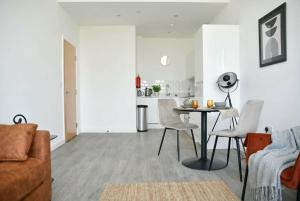 Spacious 1 Bed Manchester Apartment Near Etihad