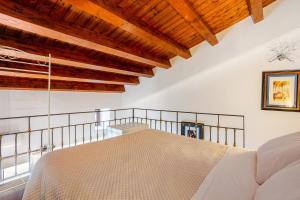 Dimora degli Scalzi - DivePalermos History