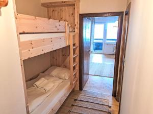 Apartment Urban & Florian-3 by Interhome