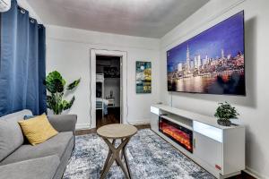 Walk to Public Transit! Pet-Friendly Lodi Apt