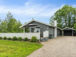 Holiday Home Blomma - 300m from the sea by Interhome