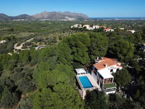 Horizonte Villa avec piscine pool house et vue sur la montagne