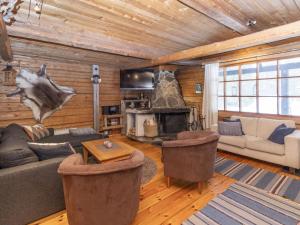 Holiday Home Savottakämppä by Interhome