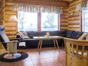 Holiday Home Kilpis-arkki by Interhome