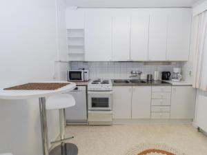 Holiday Home Kelloselkä b by Interhome