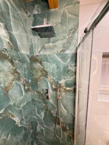 Three diamonds house