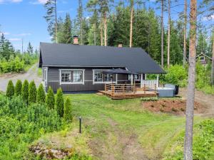 Holiday Home Hanhenpesä by Interhome