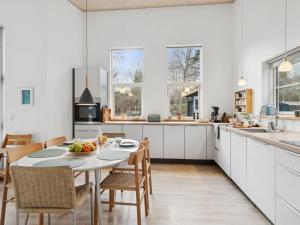 Holiday Home Erikke - 575m from the sea by Interhome