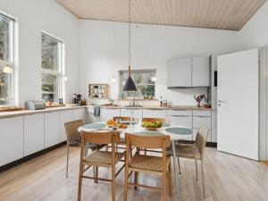 Holiday Home Erikke - 575m from the sea by Interhome