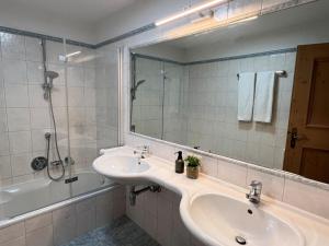 Apartment Hochfeld-3 by Interhome