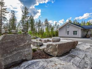Holiday Home Hämyrinne by Interhome