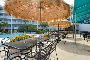 Walk to Beach Hilton Head Resort Condo with Pools!