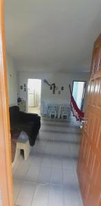 APARTAMENTO COM PISCINA 500mt DA PRAIA e 10 MINUTOS DE CUMBUCO