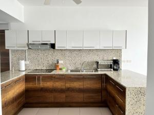 Stunning ocean views and direct beach access