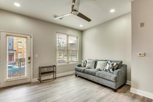 Prime ATL Spot! Updated Condo Steps to MARTA