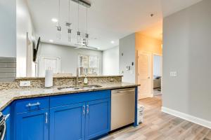 Prime ATL Spot! Updated Condo Steps to MARTA