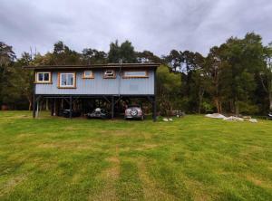 Lodge de pesca con Playa Privada a Orillas del Río Maullín