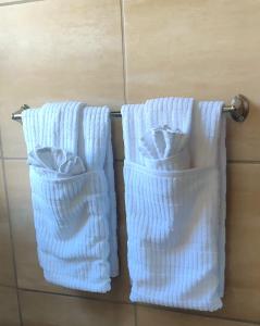 Caledonia Guest Room