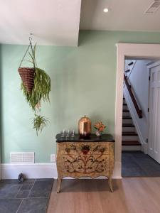 The Farmhouse Manor B&B
