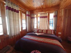 Chetan Home Stay II Flachan Darshan II