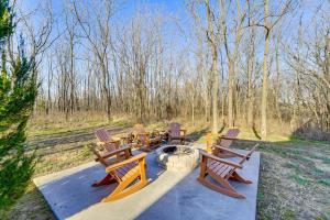 Fish, Raft and Relax! Spacious Sulphur Springs Home