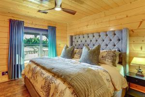 Fish, Raft and Relax! Spacious Sulphur Springs Home