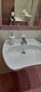 Nikifour, apartament nad deptakiem