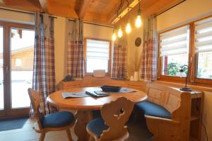 Waldhirsch - Feriendorf Via Claudia Haus 90