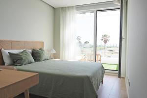 Penthouse duplex with jacuzzi, 5 min to beach