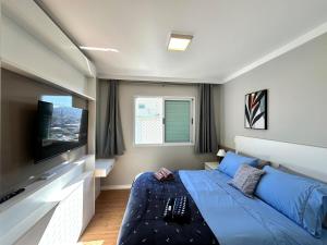 Centro, 2 Suítes, 3 Ar, Vista, 600m mar, Kit Praia