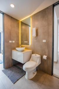 Modern 3BR Near 5th Av Pool Sauna and Fitness