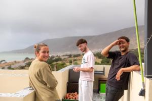 Surf House Desert Point