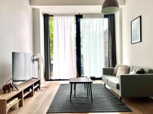 Bright Comfortable Loft in Central Brussels for 4