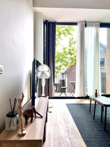 Bright Comfortable Loft in Central Brussels for 4