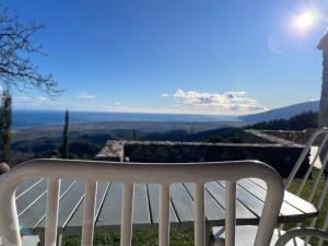 Kriari forest & sea view luxury cottage