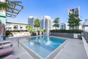 Luxury Downtown Studio - Pool & Gym