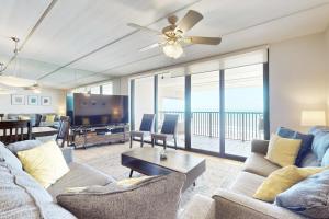 10th-Floor 3BR with Views Suntide III - Unit 1008