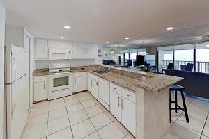 10th-Floor 3BR with Views Suntide III - Unit 1008
