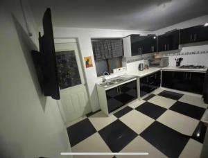 casa familiar vista a la cordillera con estacionamiento