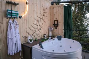 Glamping Martini Kvariati