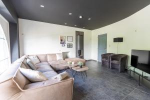 Ardennes Family Lodge, Family house 13 guests with garden & sauna