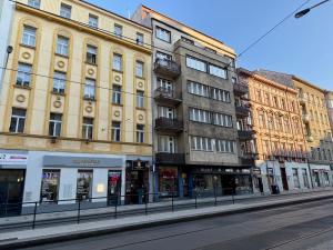 PRAGUEs Hidden Pearl - center